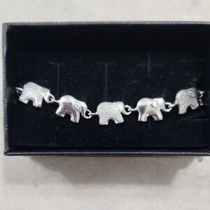 Silver Elephant Charm Bracelet-NWOT